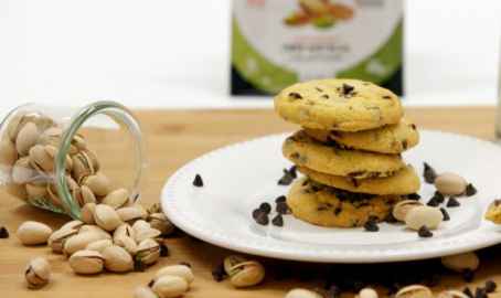 Protein cookies with chocolate chips